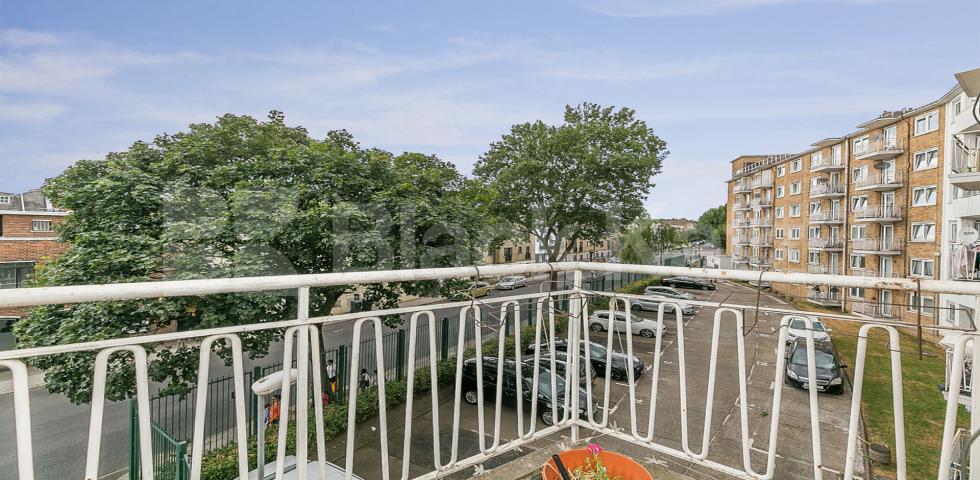 			PERFECT FOR 3 SHARERS!, 3 Bedroom, 1 bath, 1 reception Flat			 Bayham Street, Camden